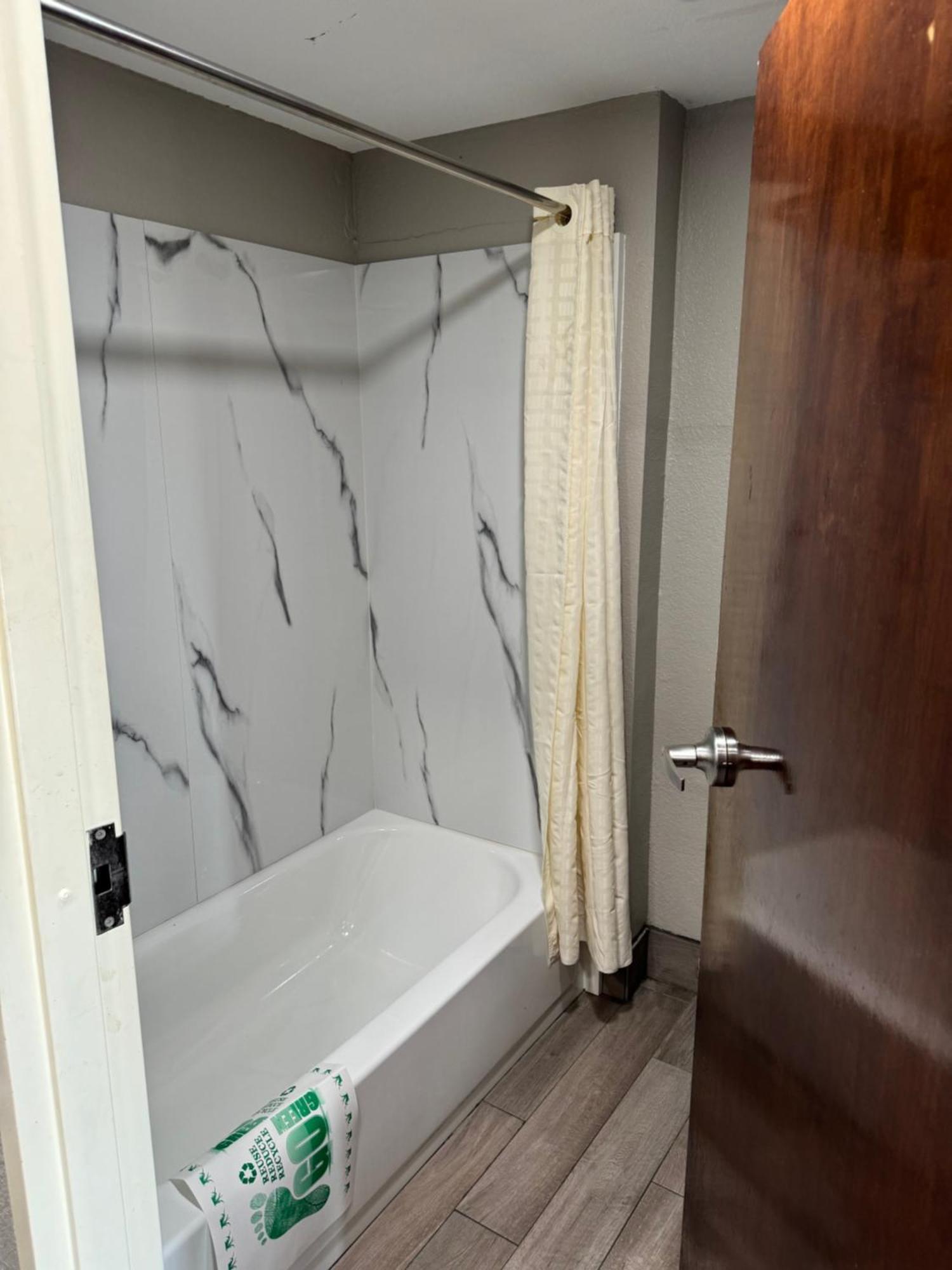 Nola Inn & Suites Nowy Orlean Zewnętrze zdjęcie