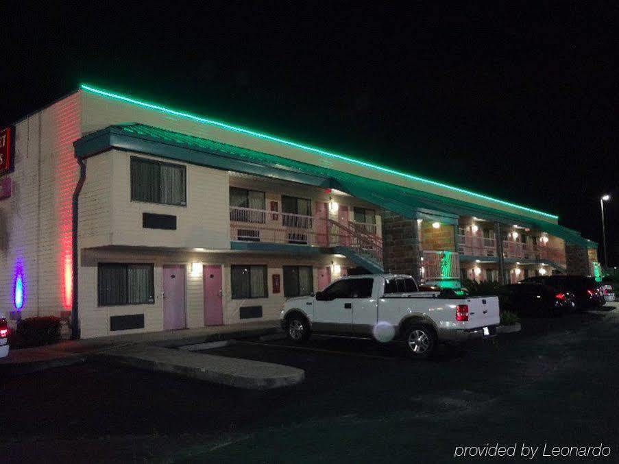 Nola Inn & Suites Nowy Orlean Zewnętrze zdjęcie