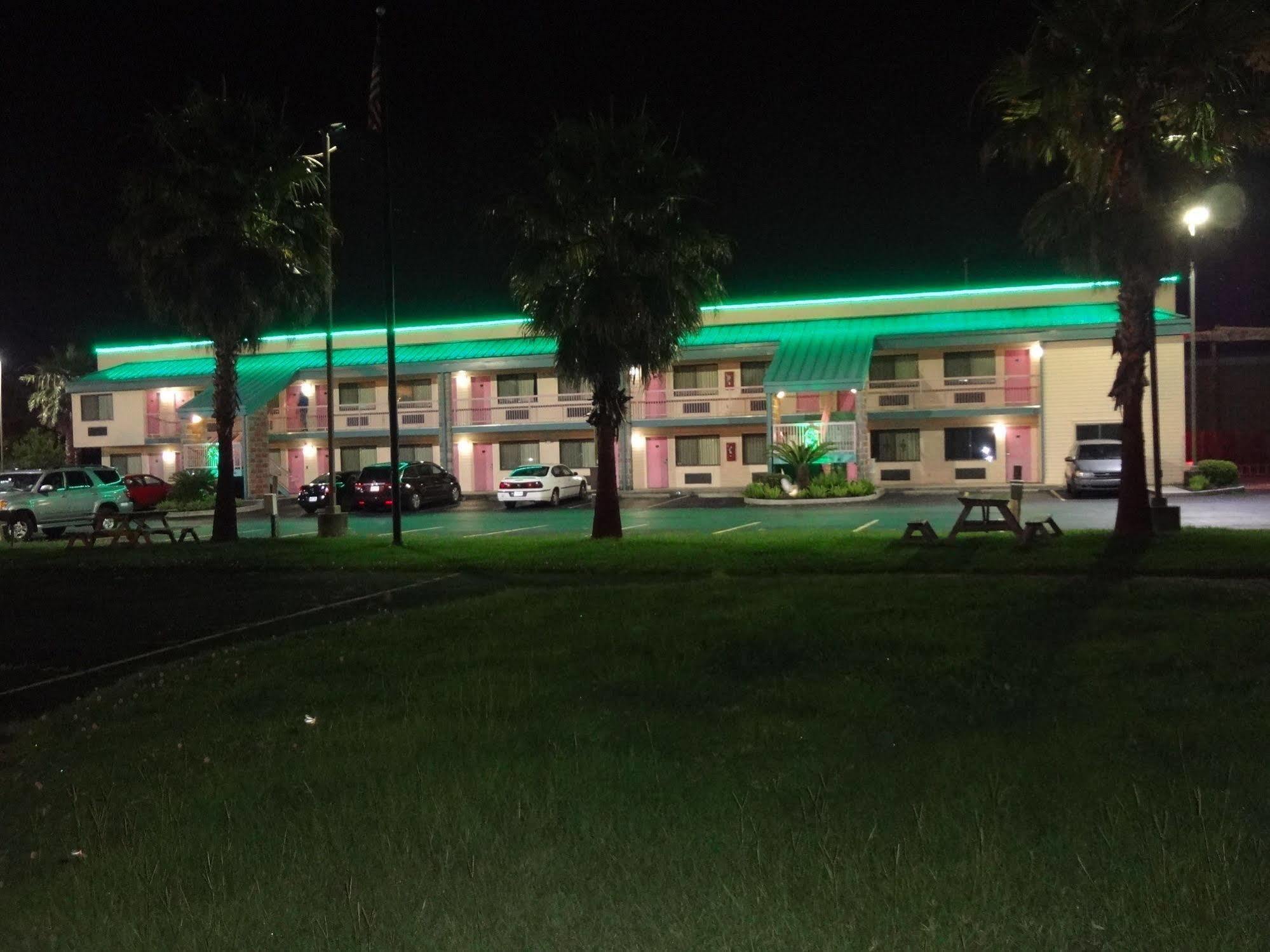 Nola Inn & Suites Nowy Orlean Zewnętrze zdjęcie